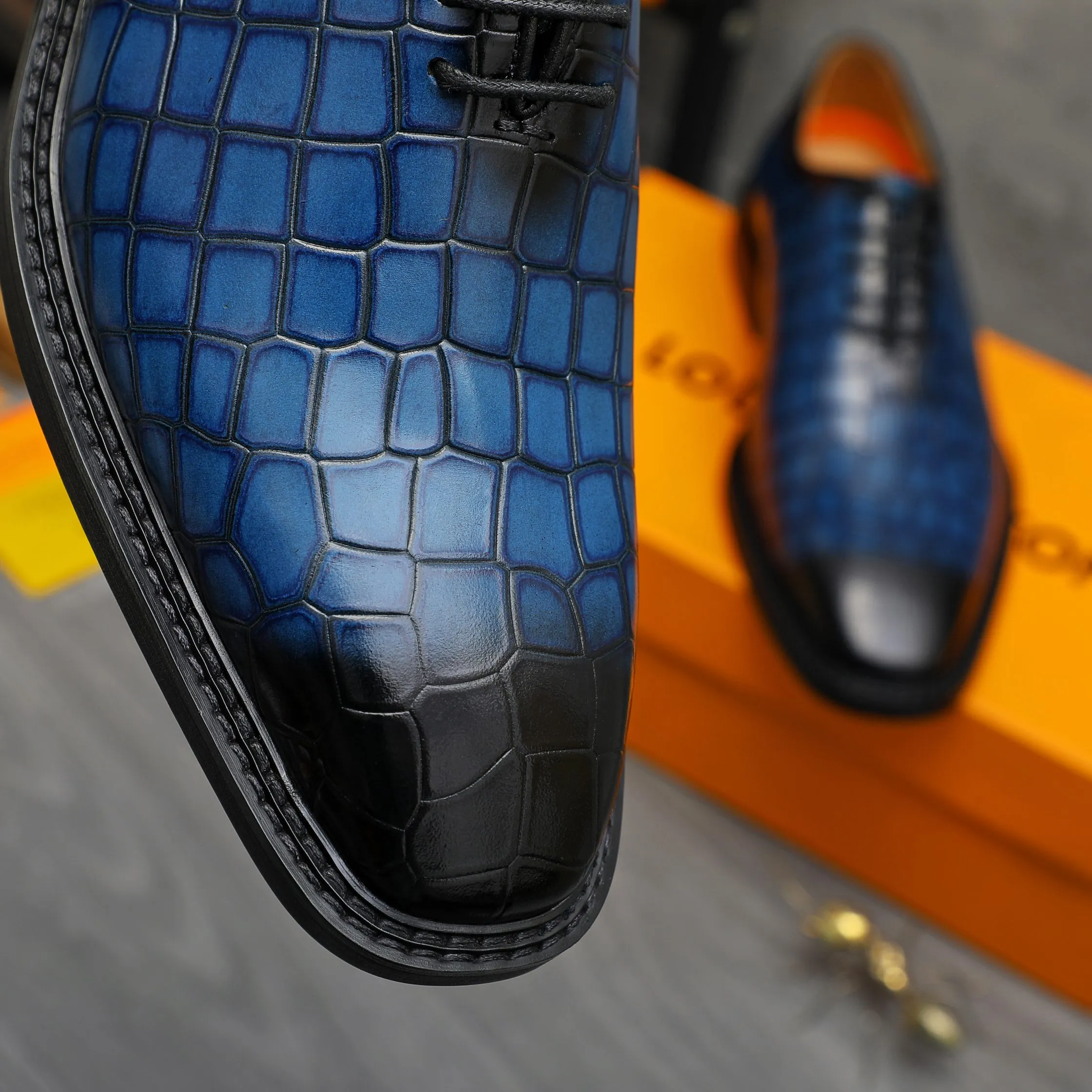Men's shoes 💰p480 Product trademark: LV (Louis Vuitton) business lace-up leather shoes Regular size: 38-45 (45 is custom-made and non-returnable) Product materials: Selected high-quality color-grabbed stone grain cowhide upper, cowhide lining, rubber outsole